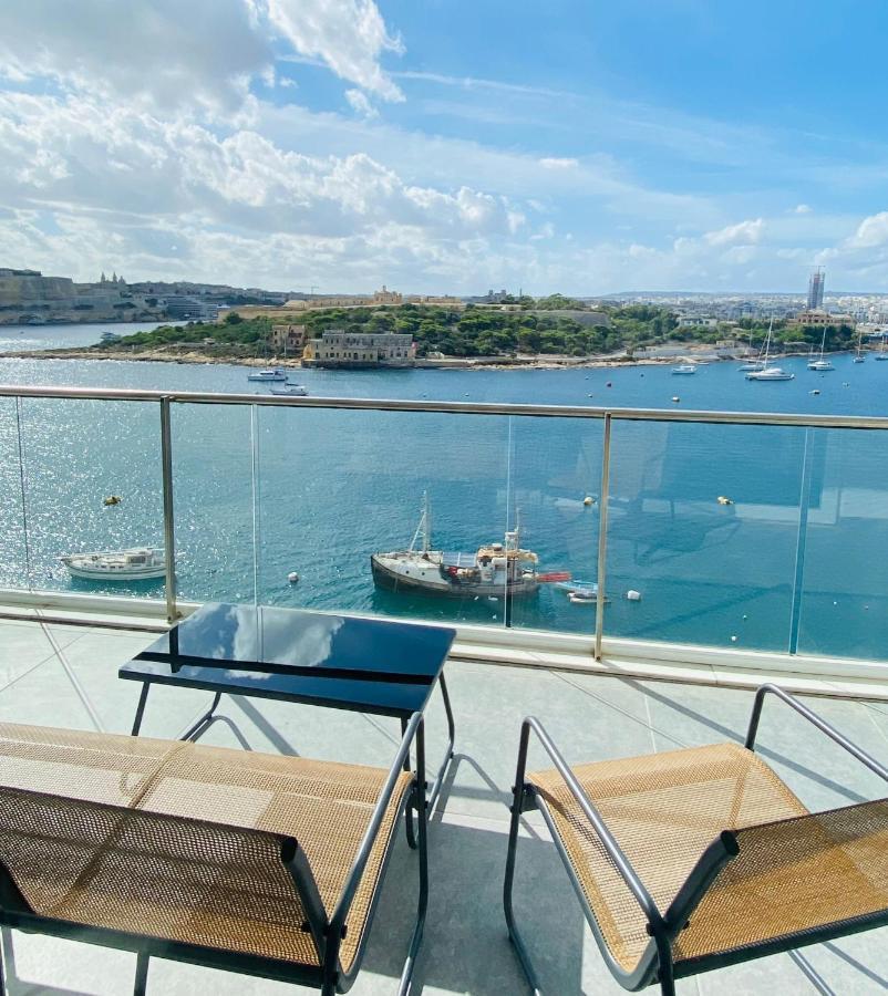 Sliema Seaview Apartment- Valletta Views - Apt 8, 49 Tigne Point Mansions Bagian luar foto